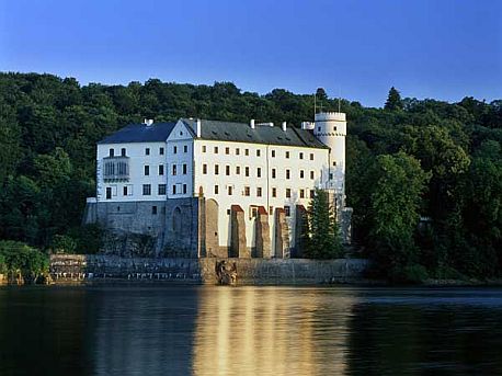 Hrad Orlík nad Vltavou Hrad Orlík nad Vltavou