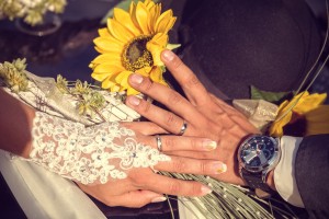 Iris White snubní prsteny z bílého zlata