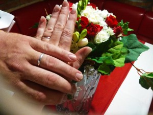 Vivien White snubní prsteny z bílého zlata