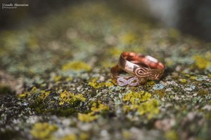 Infinity Red snubní prsteny z červeného zlata