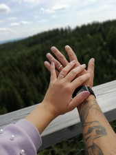 Fannia White snubní prstýnky s linkou a kameny