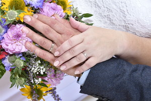 Karen White snubní prsteny z bílého zlata