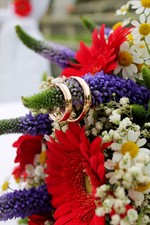 Absolon Red  elegantní snubní prsteny z červeného zlata