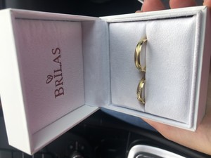Okrus Gold snubní prsteny ze žlutého zlata