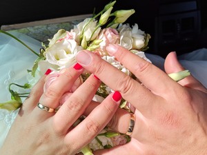 Mira Gold Diamond  snubní prsteny ze žlutého zlata