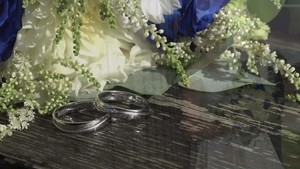 Afra White snubní prstýnky z bílého zlata