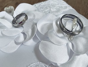 Bizaku Steel  netradiční snubní prsteny z chirurgické oceli