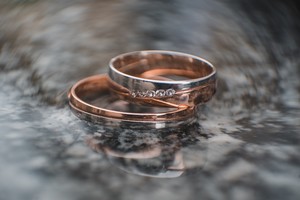 Enrica Colour RW snubní prsteny z kombinovaného zlata