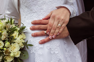 Alia Colour GW luxusní snubní prsteny z bílého a žlutého zlata