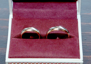 Jasmine Colour RW snubní prsteny z bílého a červeného zlata