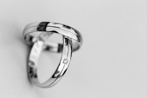 Korina White snubní prsteny z bílého zlata