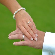 Visa White snubní prsteny vyrobené z bílého zlata