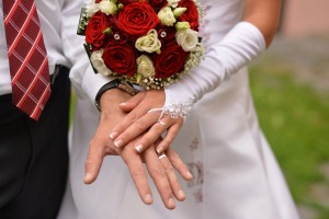 Ema White snubní prsteny z bílého zlata