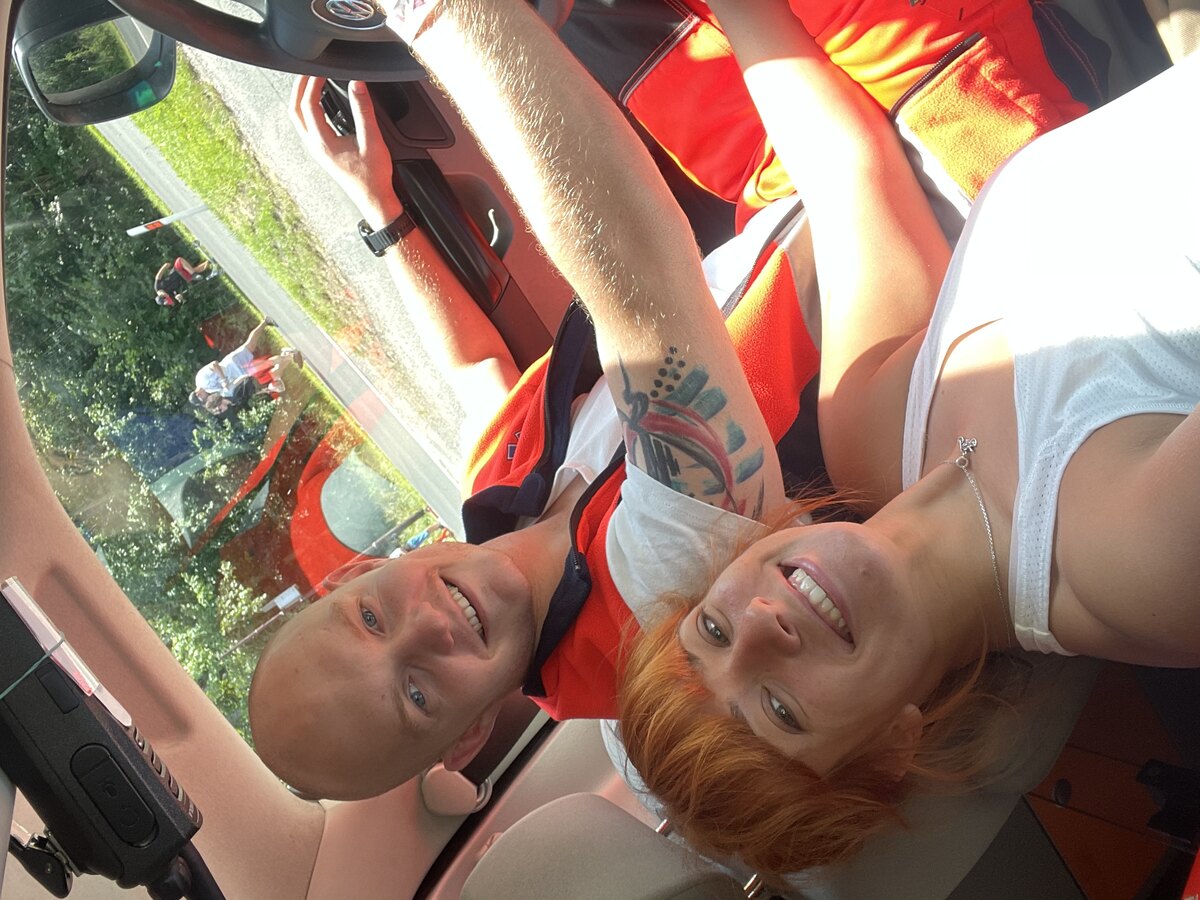 Pan a paní sanitka.