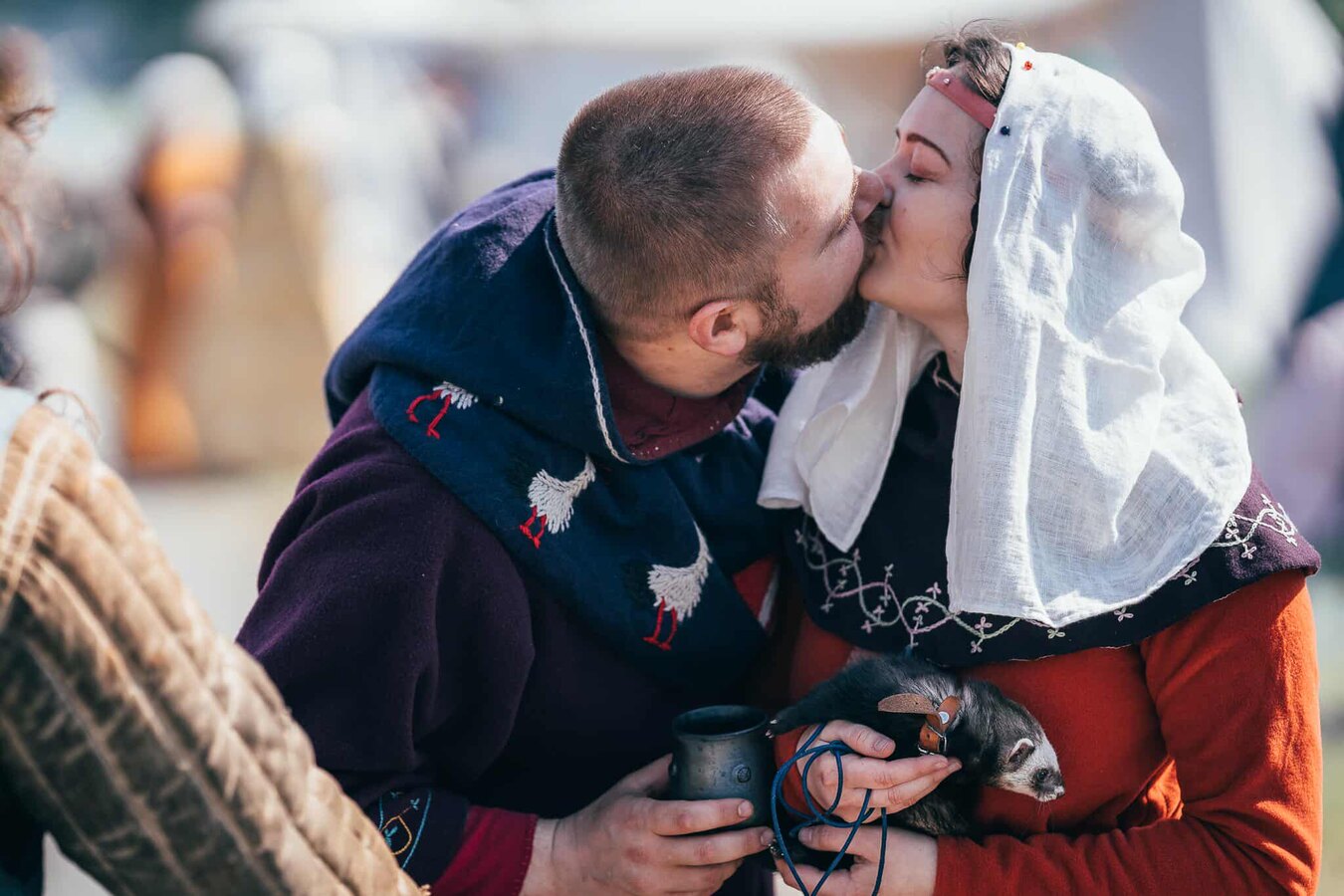 Fůůůj, oni se líbají!