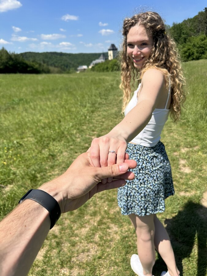 Pár okamžikům potom co řekla Ano