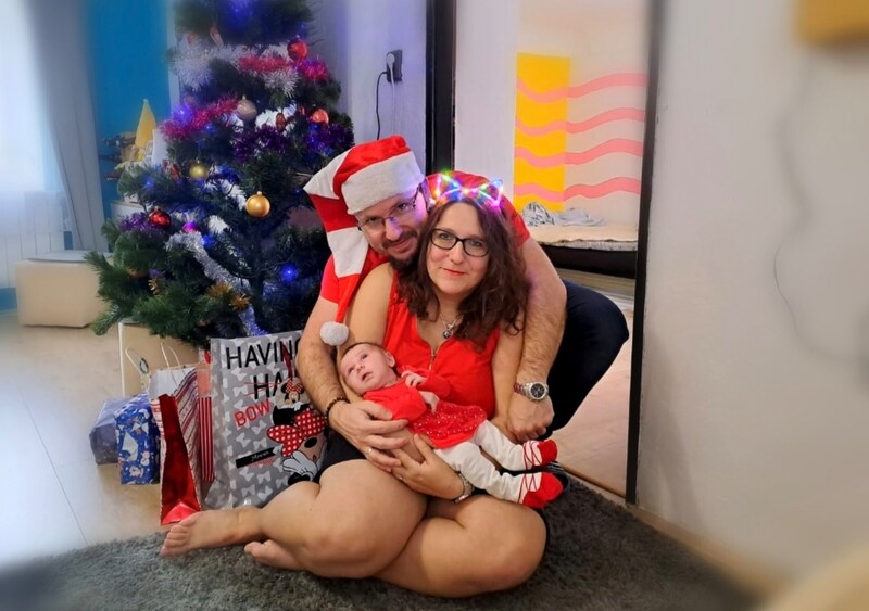 Vánoční první foto s Lucinkou