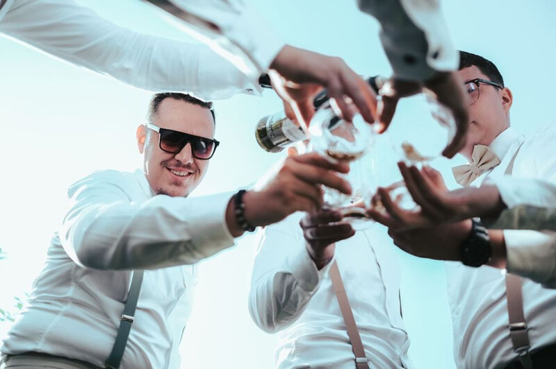 Svatební tým a přípitek s mými nejbližšími