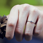 Lyra White tradiční zásnubní prsten z bílého zlata