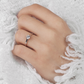 Marcelka White  zásnubní prsten z bílého zlata
