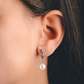 Avenia S Pearl and White Topaz stříbrné náušnice s perlou a bílým topazem
