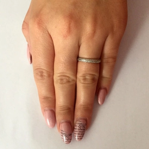 Afrodita II. White  - prsten z bílého zlata 