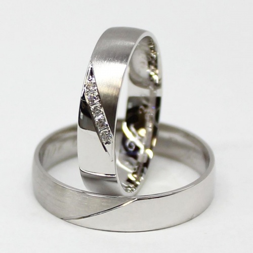 Clara White - snubní prsteny z bílého zlata