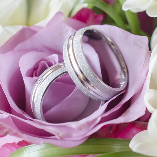 Dance  - elegantní snubní prsteny z oceli