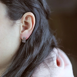 Adi S White Topaz - stříbrné náušnice s topazem