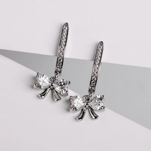 Poppy - stříbrné náušnice se zirkony