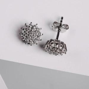 Halka - stříbrné náušnice se zirkony