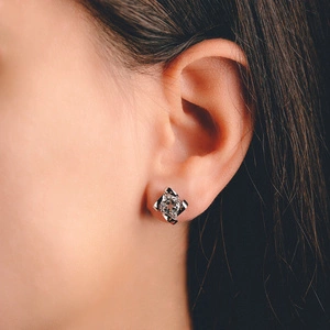 Alvis S White Topaz - stříbrné náušnice s bílým topazem