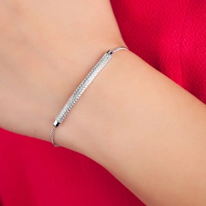 Isana - stříbrný náramek