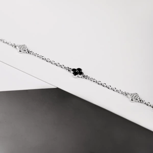 Zoryne Black - stříbrný náramek s bílými a černými zirkony