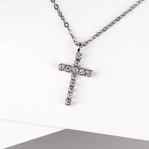 Arventa - přívěsek a řetízek z chirurgické oceli se zirkony