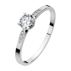 Kasia White  - vkusný zásnubní prsten z bílého zlata