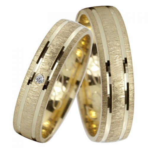 Celebrate Gold moderní snubní prstýnky s diamantováním